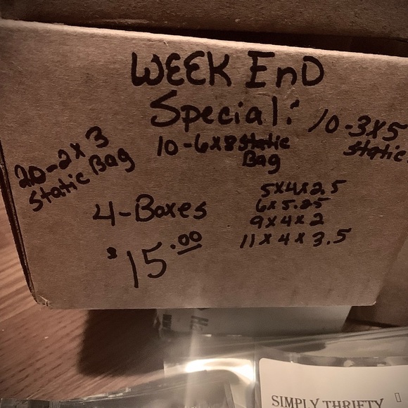 Simply thirfty shop is offering 10 4x6 boxes and  25 -4x6 anti Static for 15.00! - Picture 9 of 14